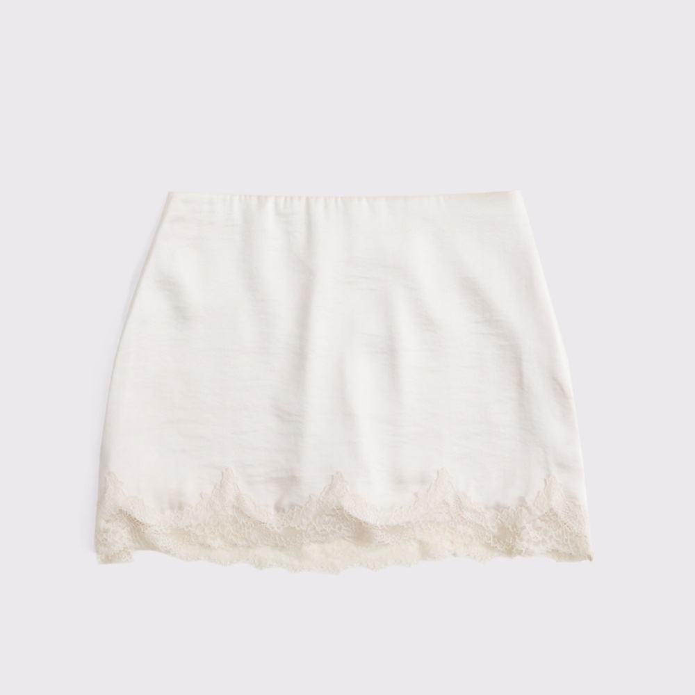 Abercrombie & Fitch Cream Lace Hem Mini Skirt